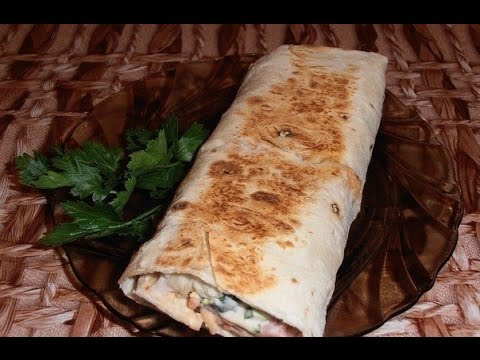 Jak vařit domácí shawarma s kuřecím masem a vepřovým masem