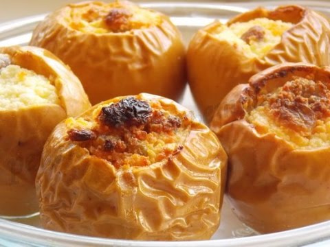 Pomes al forn amb mel i formatge cottage, un element original de qualsevol taula
