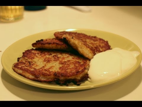 Wie man Kartoffeln mit einer Kruste und Zwiebeln brät - Schritt für Schritt Rezepte