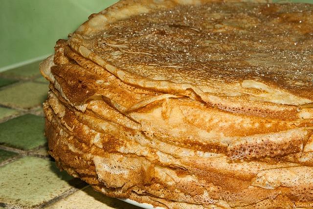 Celá hromada výborných palačinek