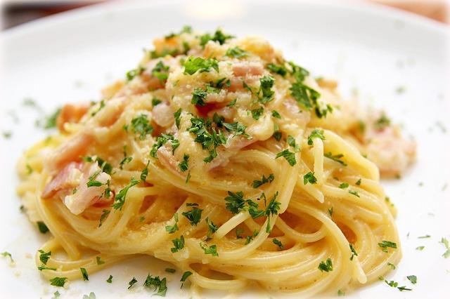 Foto ar klasisko carbonara