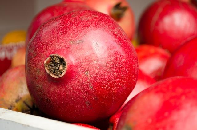 Reifer Granatapfel