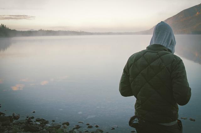 Introvert u jezera