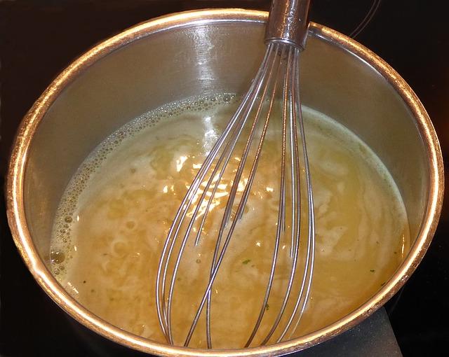 Preparazione del brodo per il multicucina