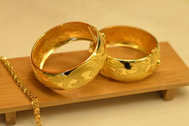 Foto di anelli d'oro