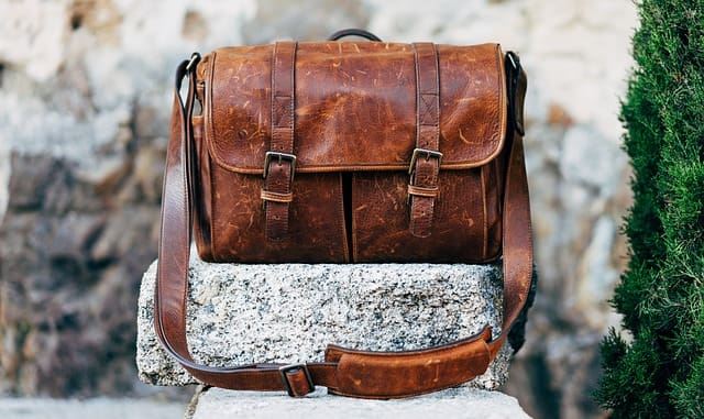 Braune Herrentasche